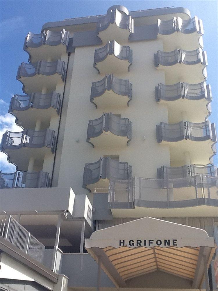 Hotel Grifone Римини Экстерьер фото